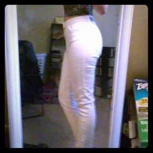 White Levi high waist jeans